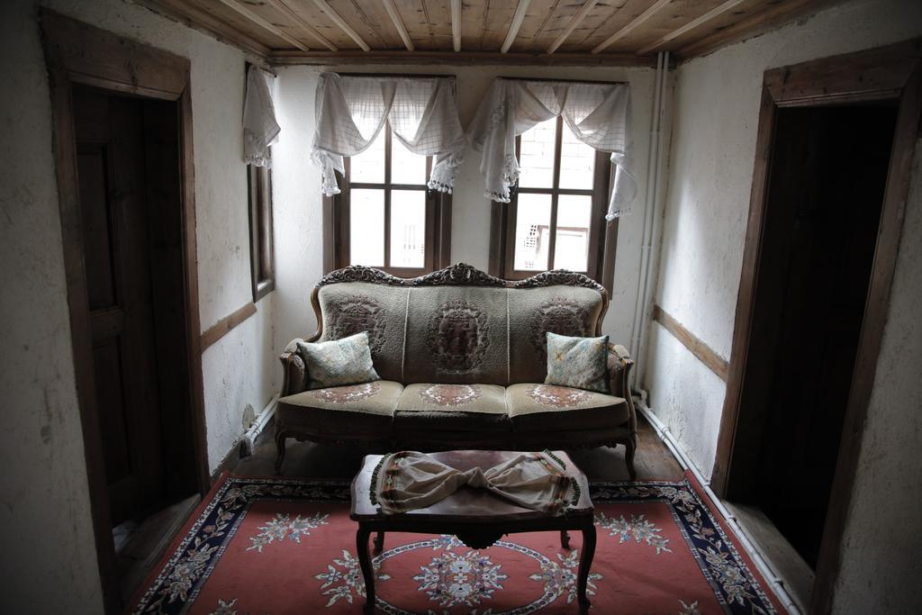 Haci Sakirler Konagi Guest House Mudurnu ภายนอก รูปภาพ
