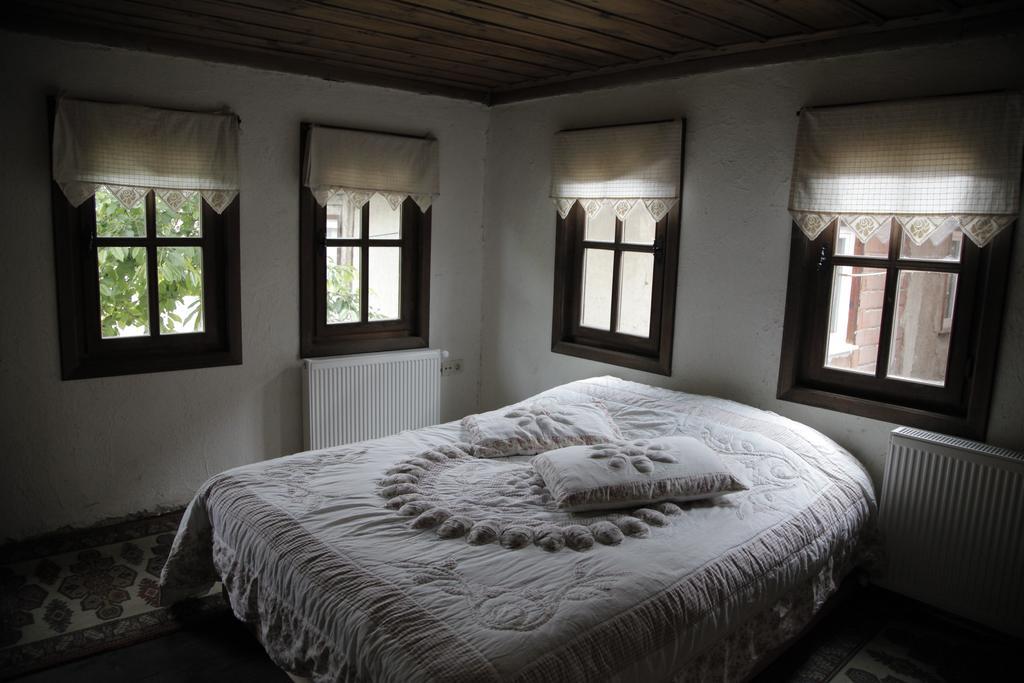 Haci Sakirler Konagi Guest House Mudurnu ภายนอก รูปภาพ