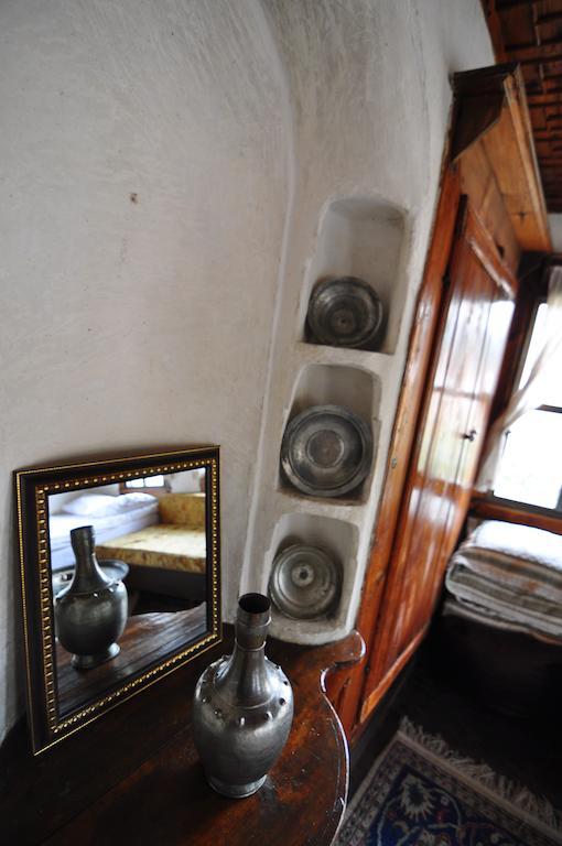 Haci Sakirler Konagi Guest House Mudurnu ห้อง รูปภาพ
