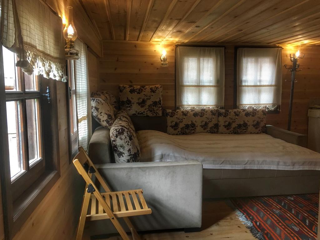 Haci Sakirler Konagi Guest House Mudurnu ภายนอก รูปภาพ